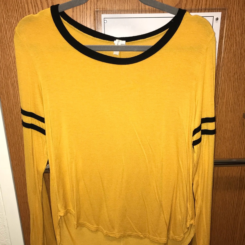 Comfy yellow long sleeve